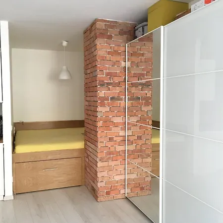 Trendy In The Heart Of The With Balcony Apartament *